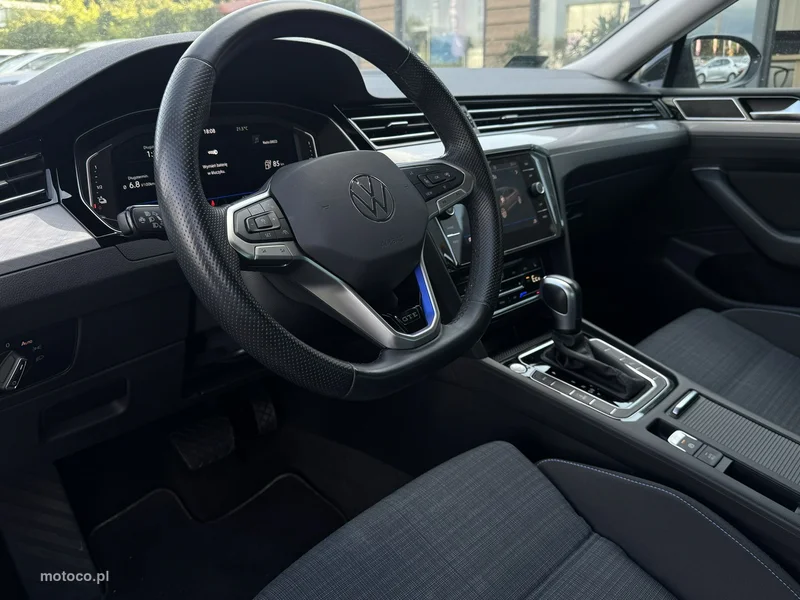Volkswagen Passat B8 8