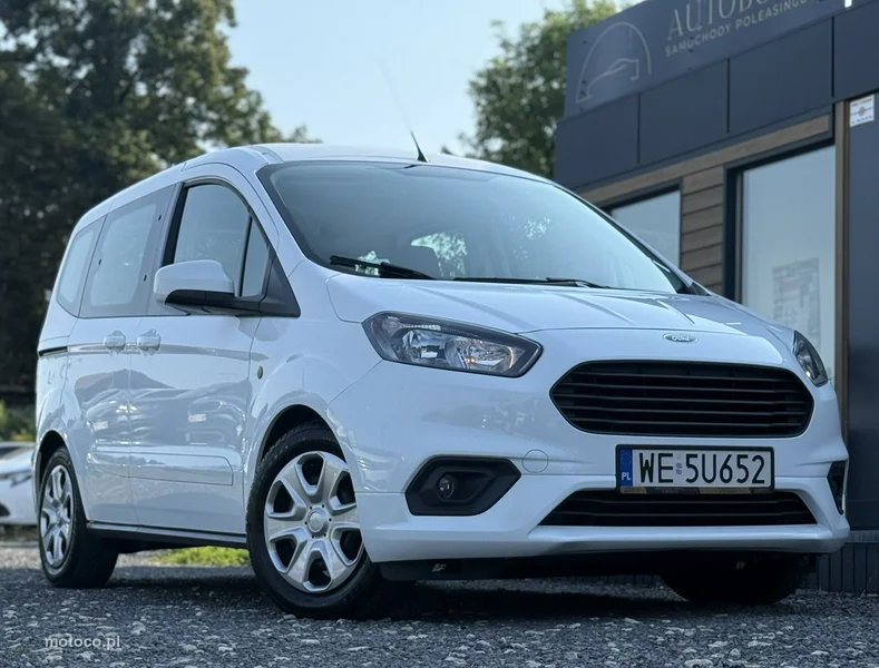 Ford Tourneo Courier 2