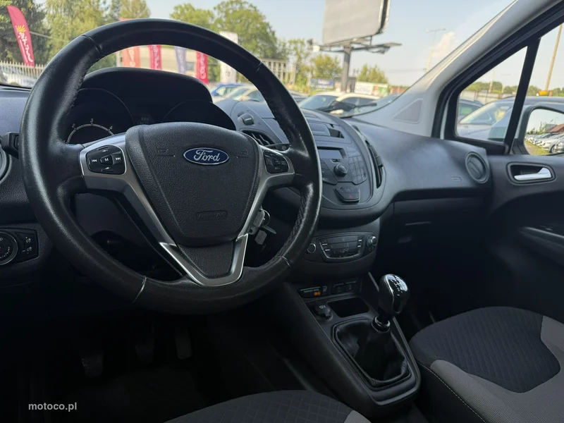 Ford Tourneo Courier 14