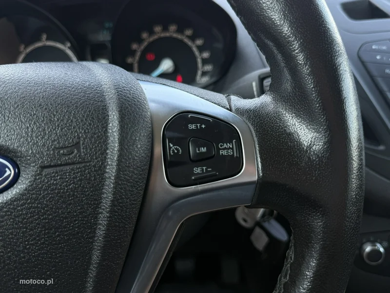 Ford Tourneo Courier 16