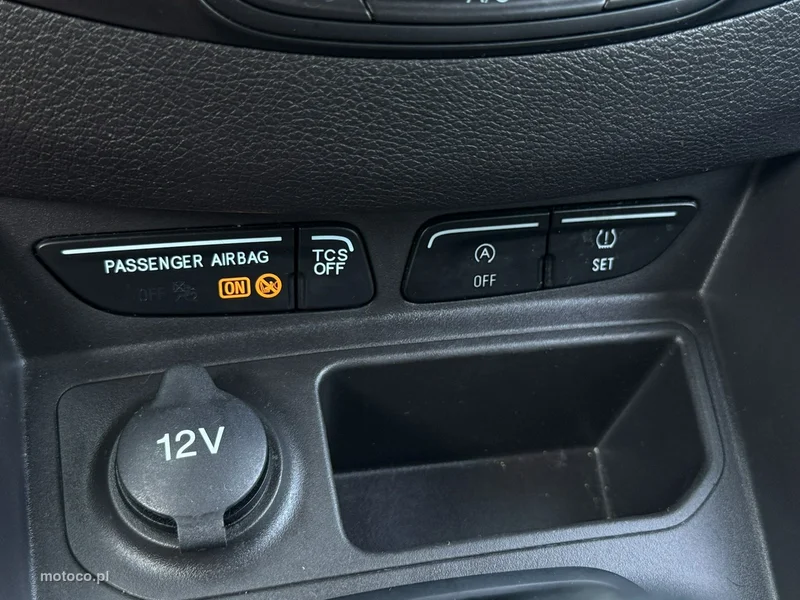 Ford Tourneo Courier 23