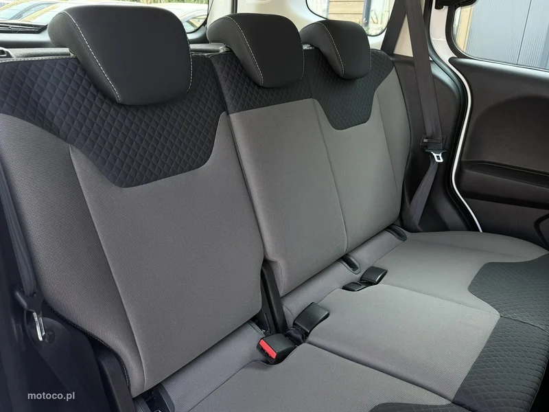 Ford Tourneo Courier 30