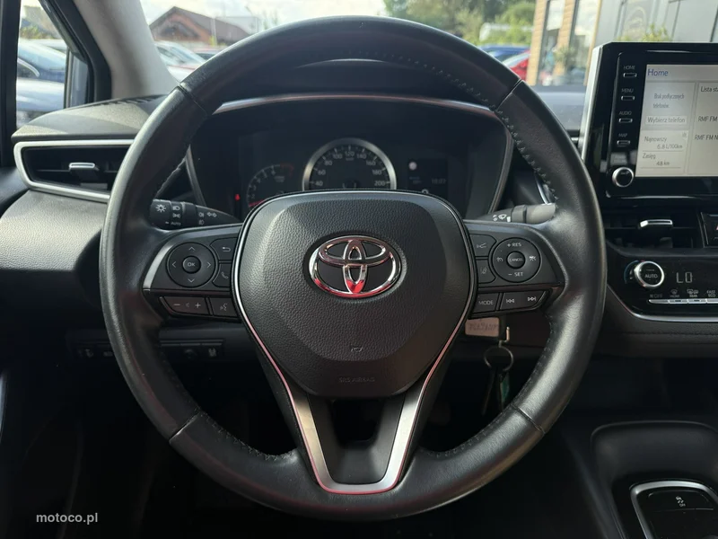 Toyota Corolla E210 7