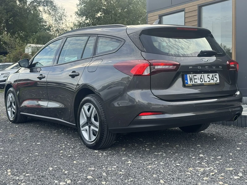 Ford Focus IV 10