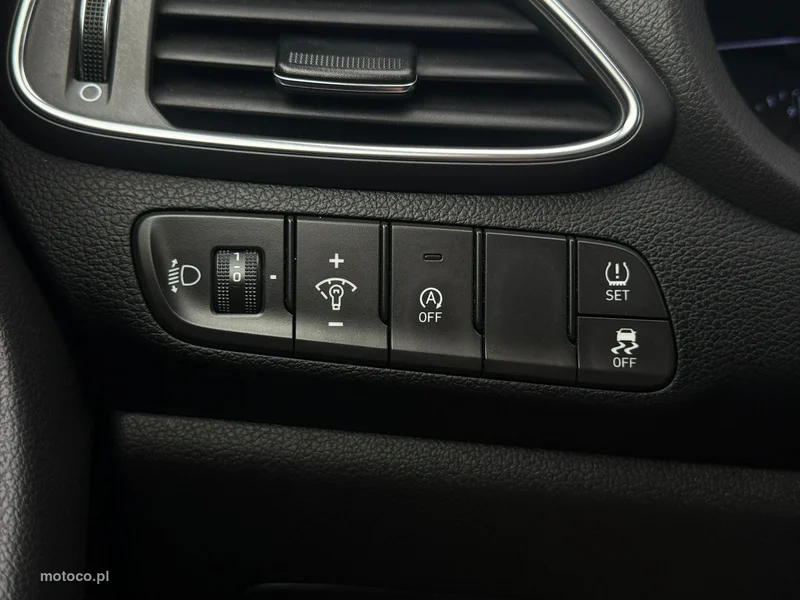 Hyundai i30 28