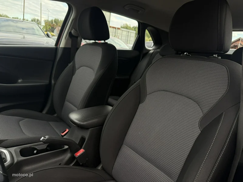 Hyundai i30 11