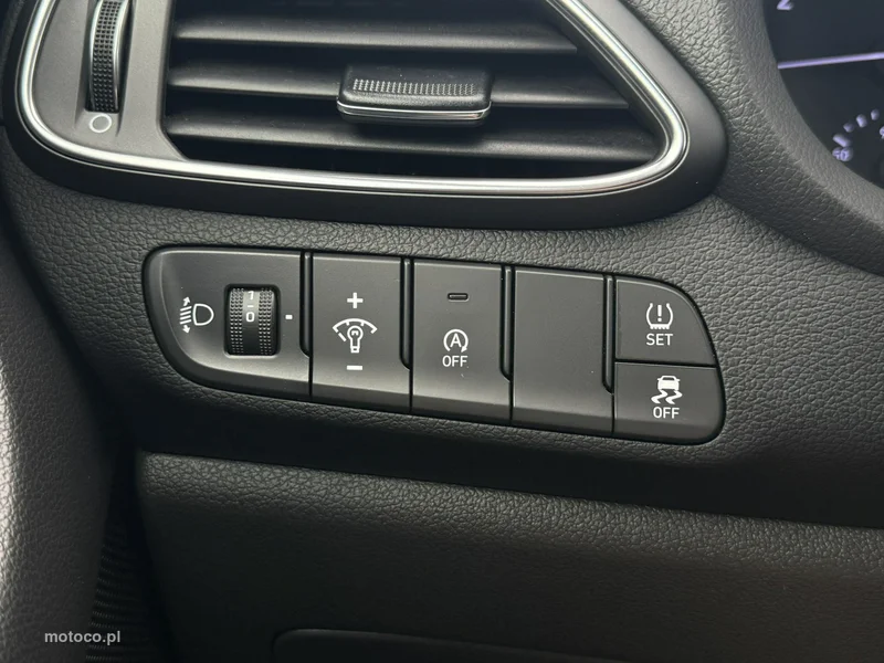 Hyundai i30 28