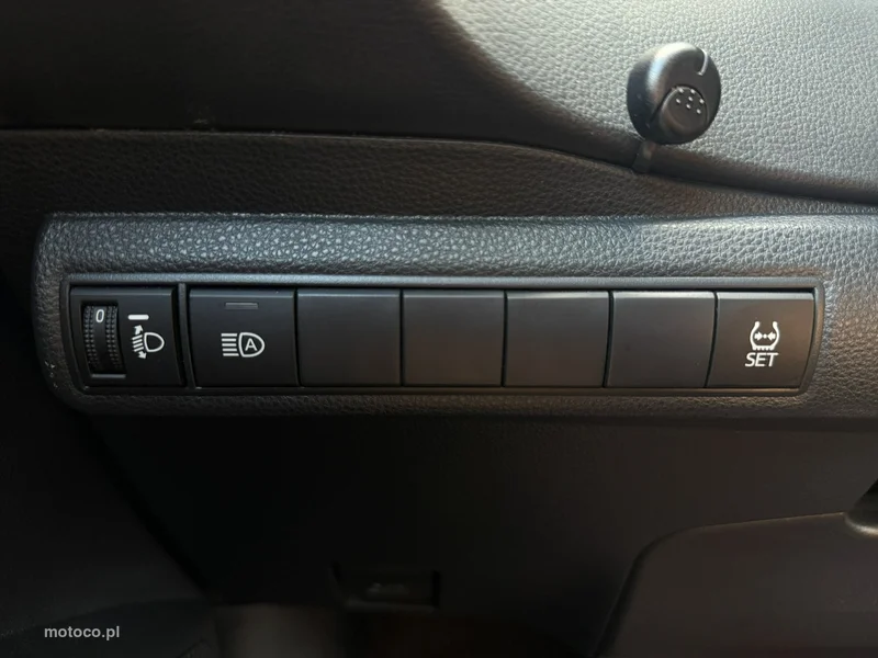 Toyota Corolla E210 30