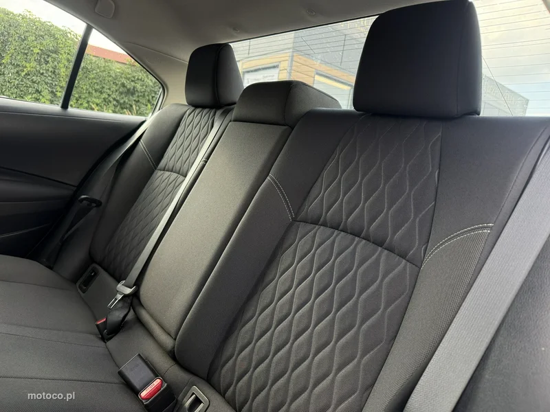 Toyota Corolla E210 31