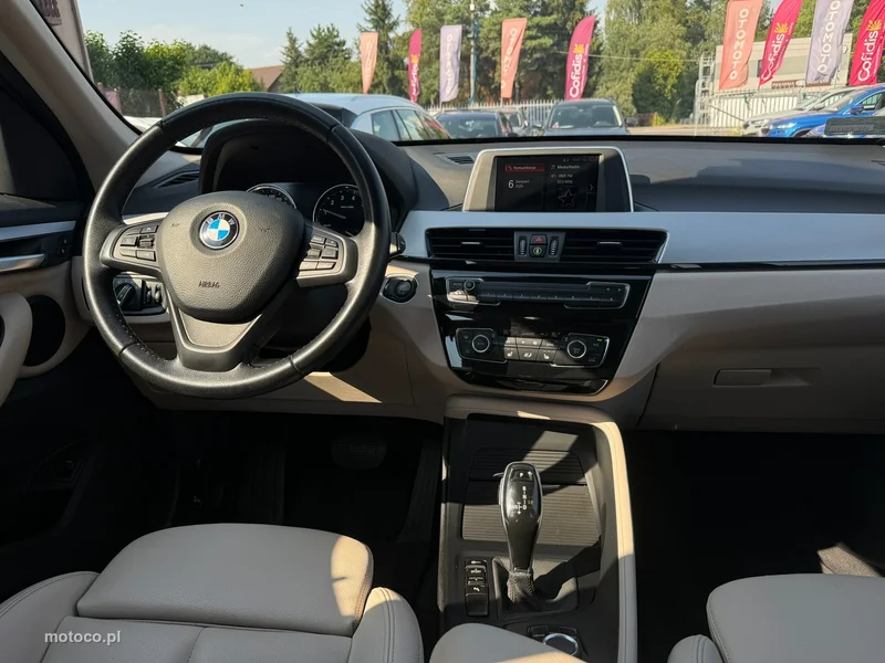 BMW X1 F48 14