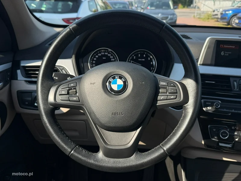 BMW X1 F48 17