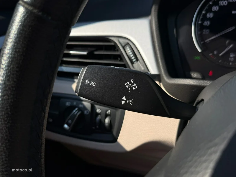 BMW X1 F48 21
