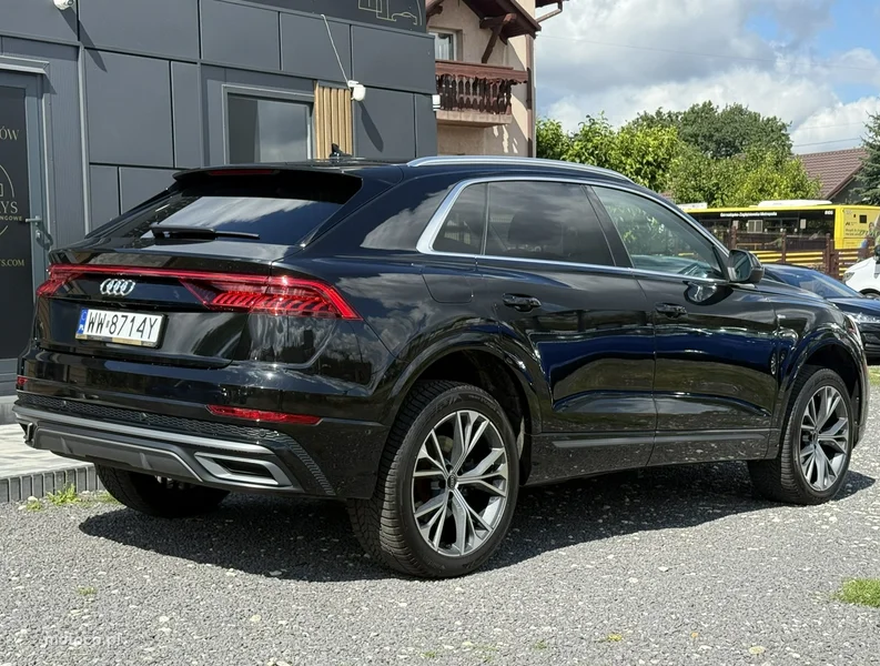 Audi Q8 4M 9