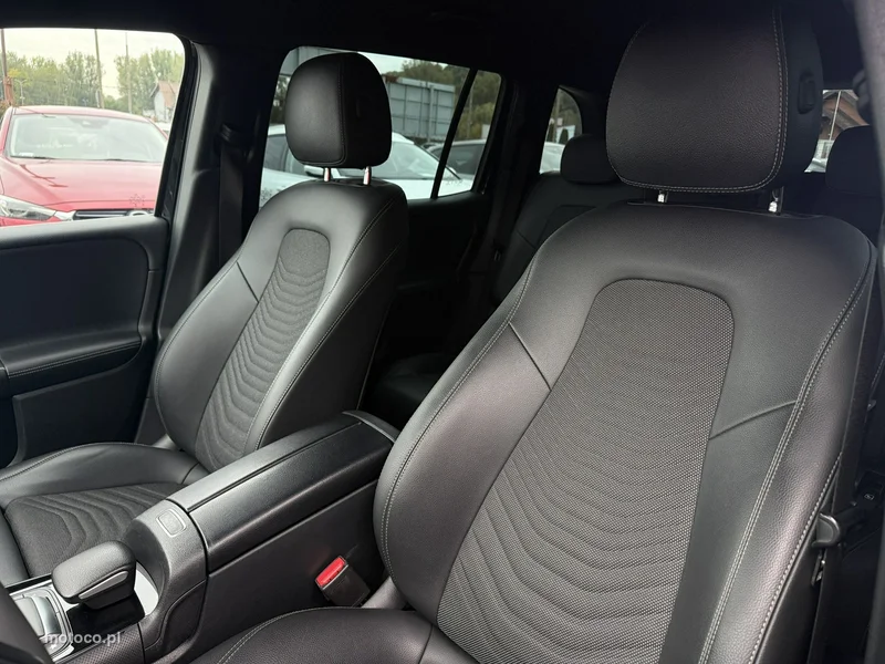Mercedes-Benz GLB X247 11