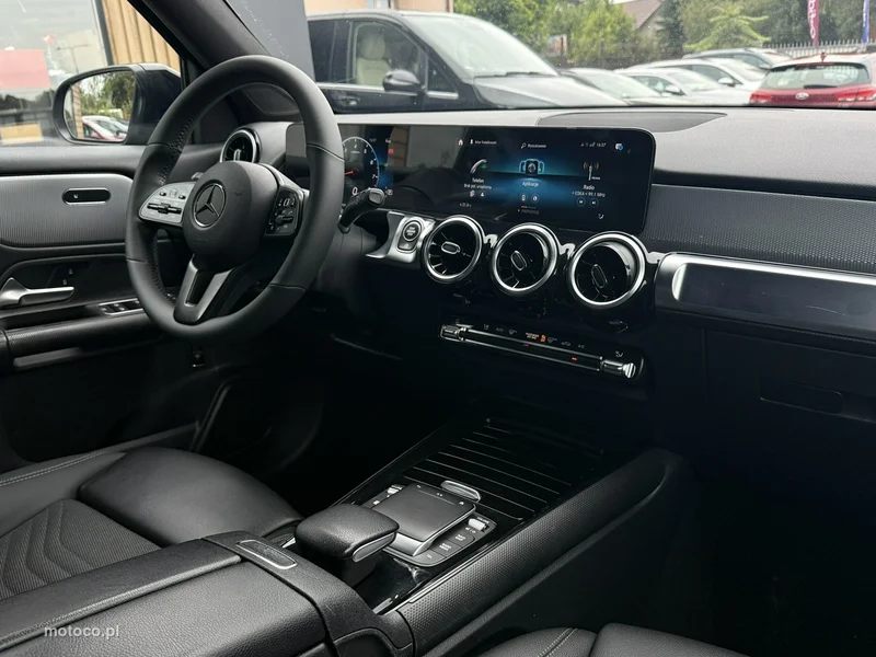 Mercedes-Benz GLB X247 13