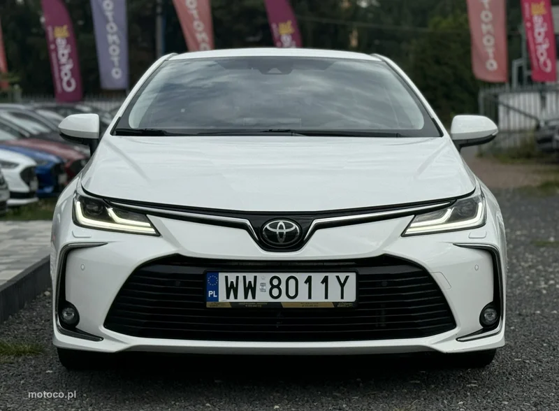 Toyota Corolla E210 4