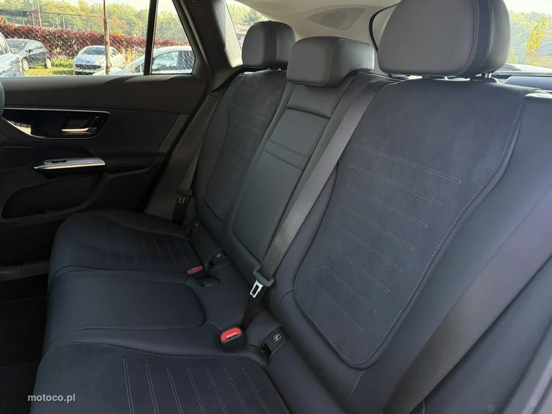 Mercedes-Benz GLC X254 200 34