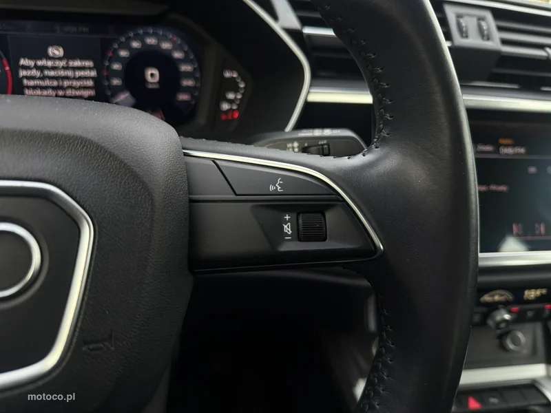Audi Q3 F3 14
