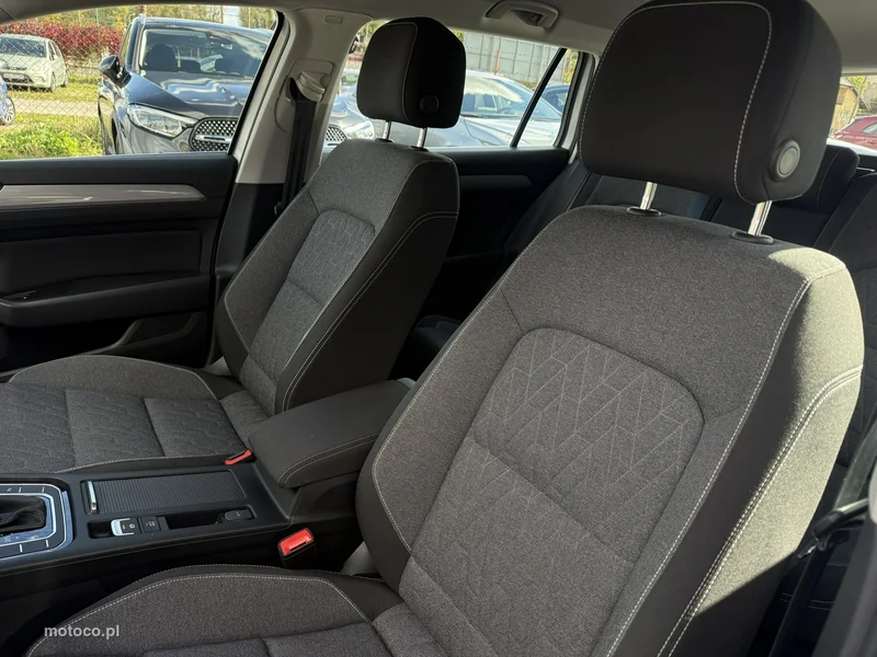 Volkswagen Passat Variant B8 8