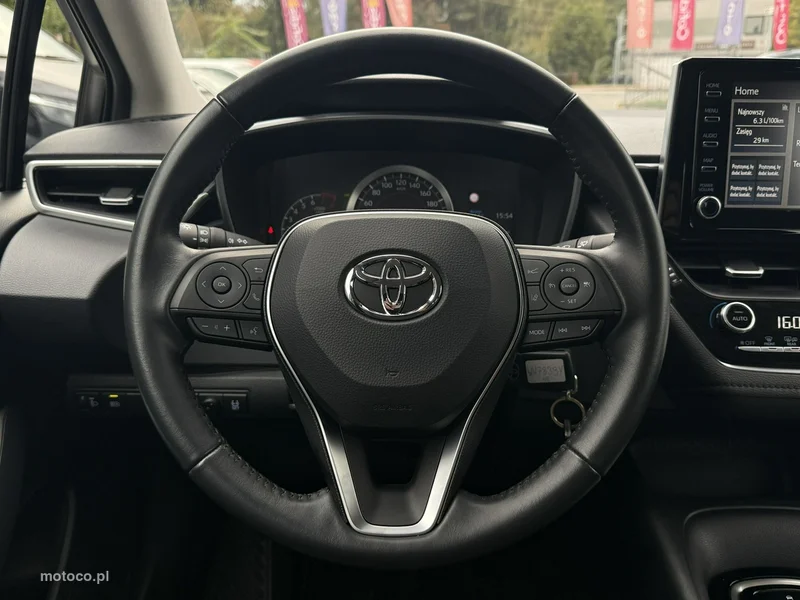 Toyota Corolla E210 15