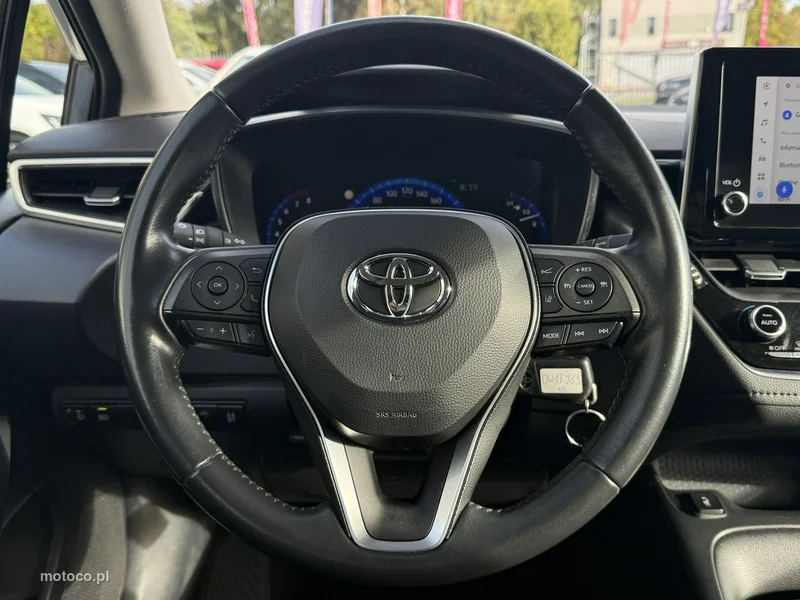 Toyota Corolla E210 15
