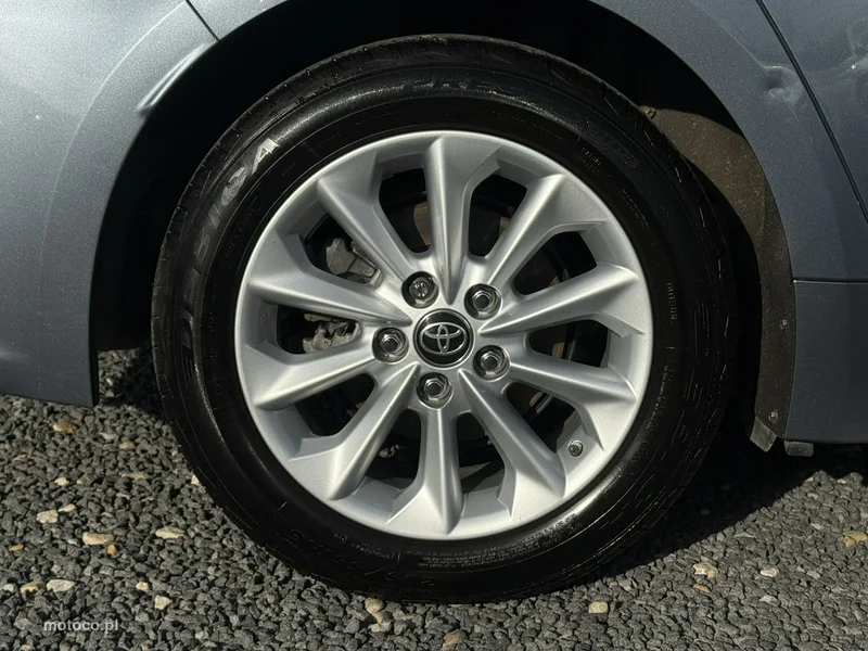 Toyota Corolla E210 34
