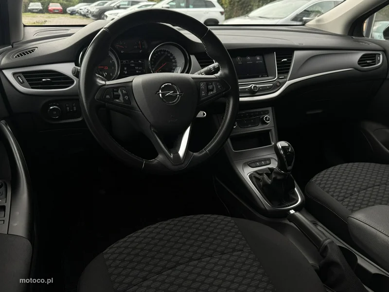 Opel Astra K 18