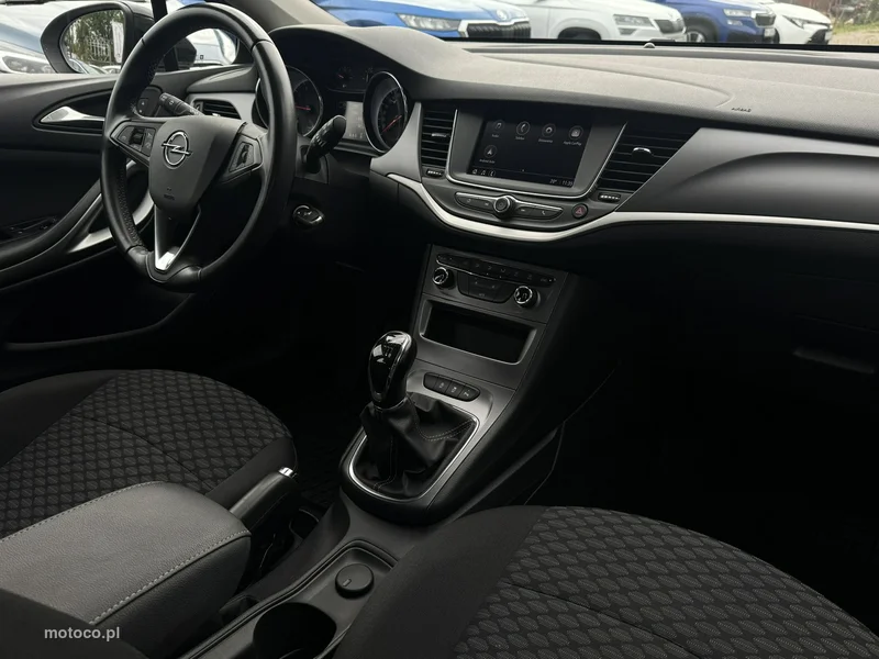 Opel Astra K 22