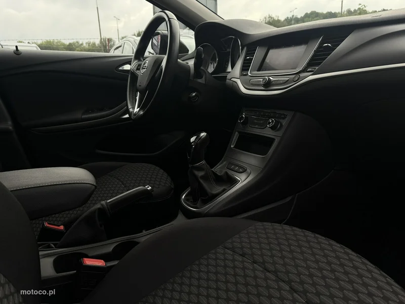 Opel Astra K 23