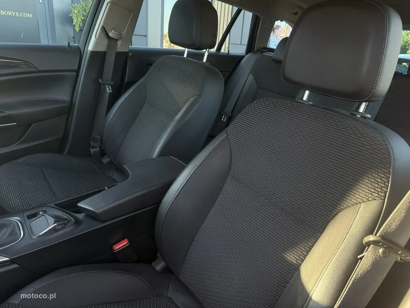 Opel Insignia A 5
