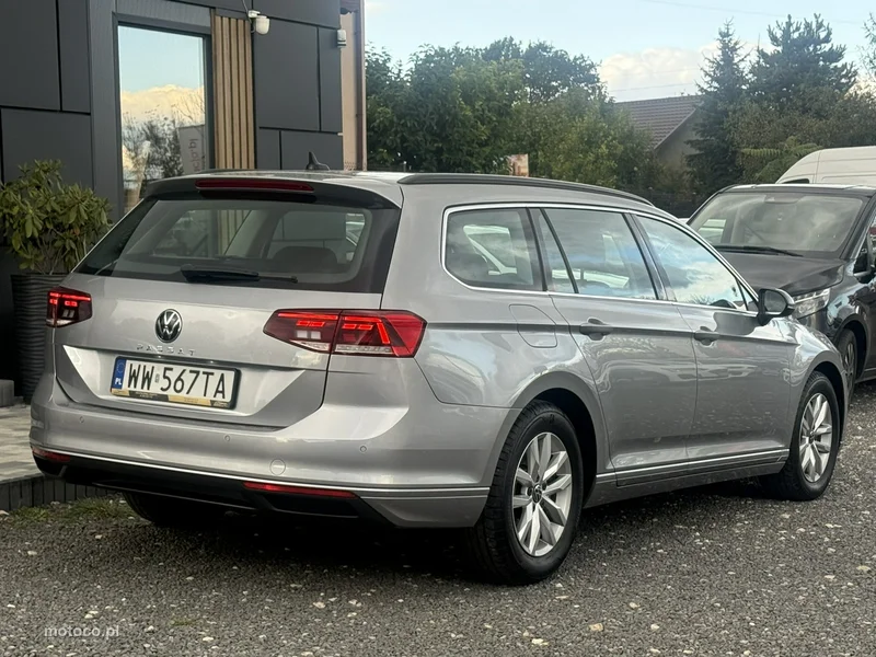 Volkswagen Passat Variant B8 4