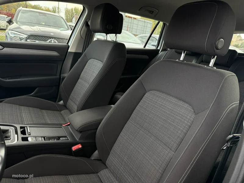 Volkswagen Passat Variant B8 5