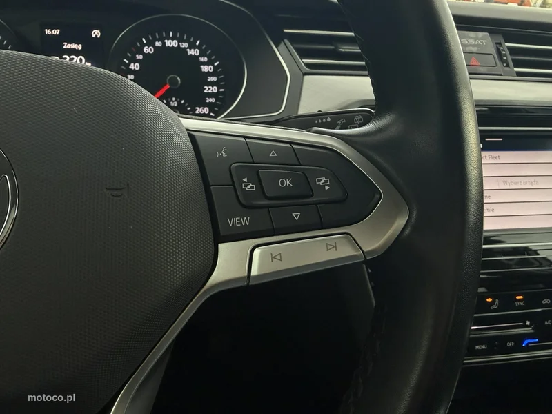 Volkswagen Passat Variant B8 8