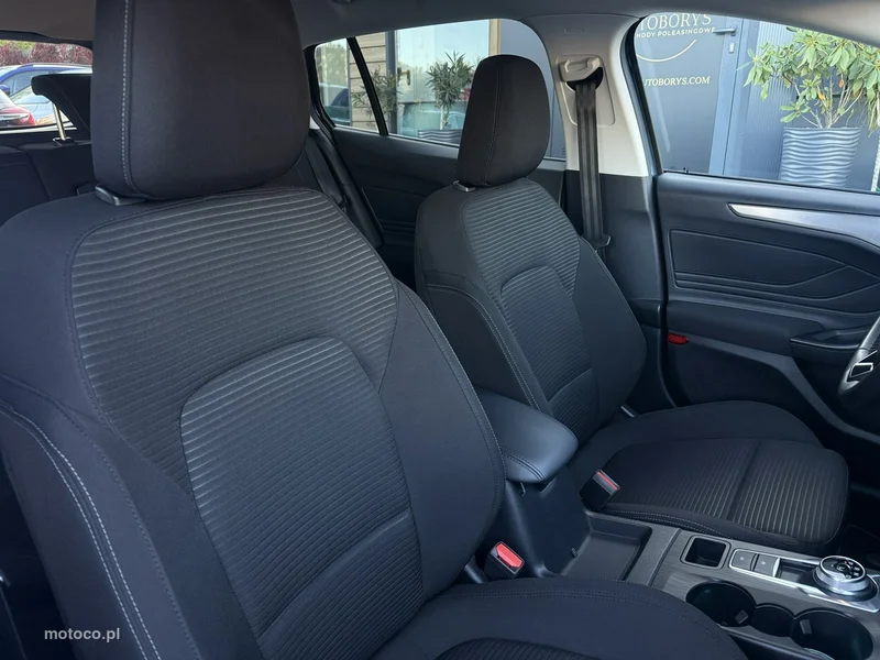 Ford Focus IV 11