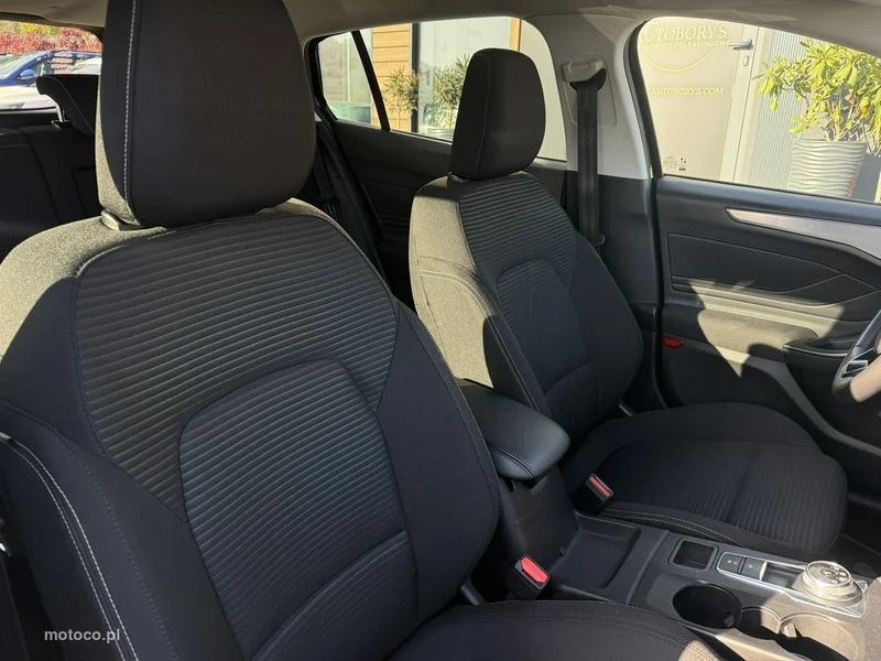 Ford Focus IV 11
