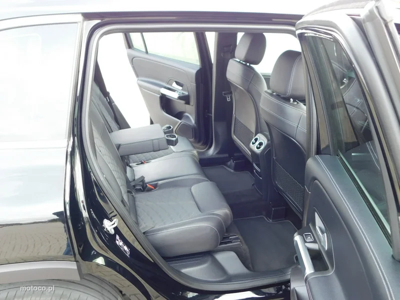Mercedes-Benz GLB X247 4