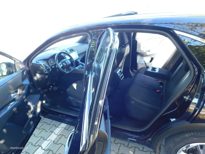 DS Automobiles DS 7 Crossback 11