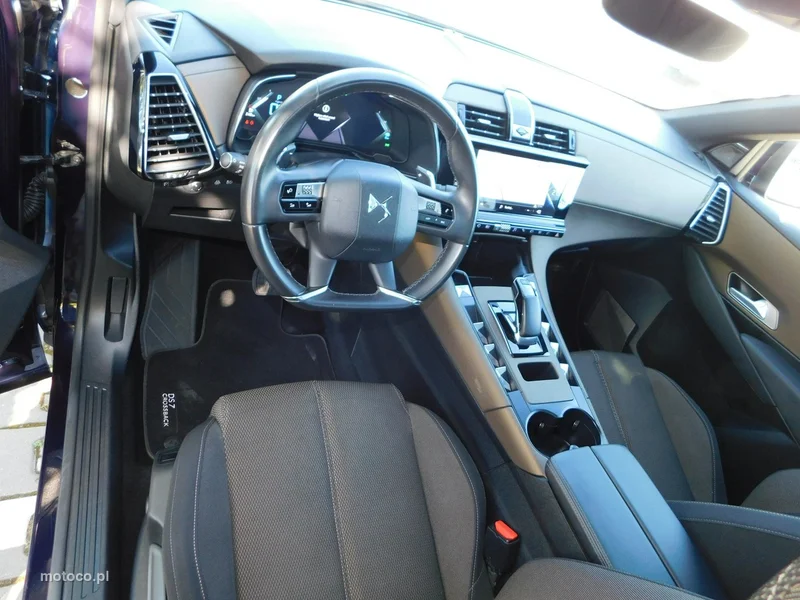 DS Automobiles DS 7 Crossback 8