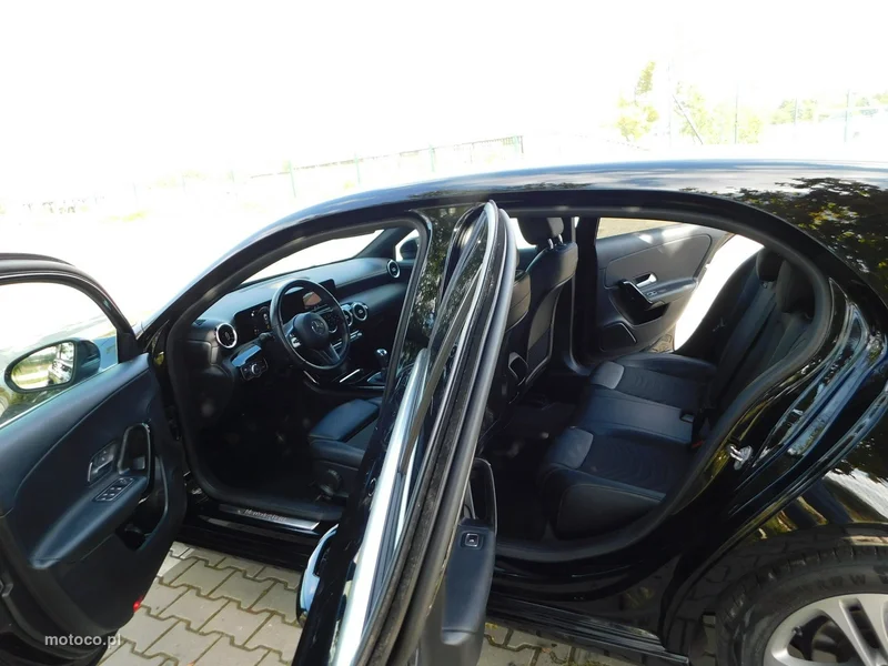 Mercedes-Benz Klasa A W177 A 160 11