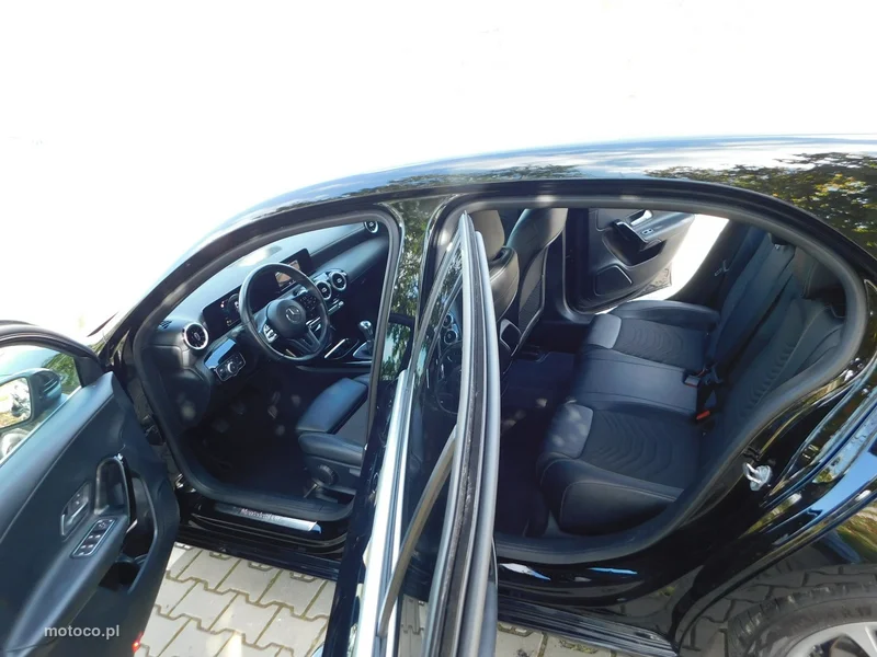 Mercedes-Benz Klasa A W177 A 160 9