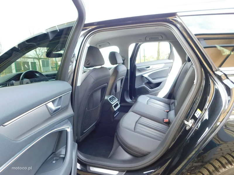 Audi A6 C8 12