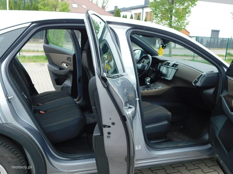DS Automobiles DS 7 Crossback 11