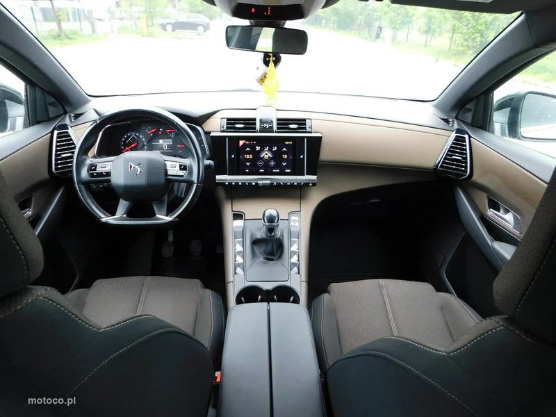 DS Automobiles DS 7 Crossback 7