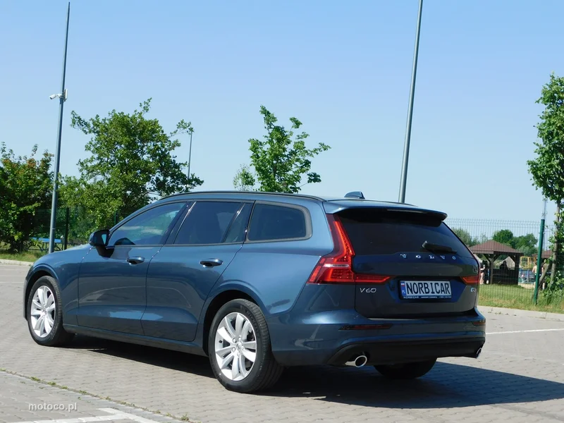 Volvo V60 17