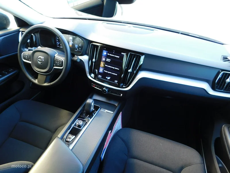 Volvo V60 10