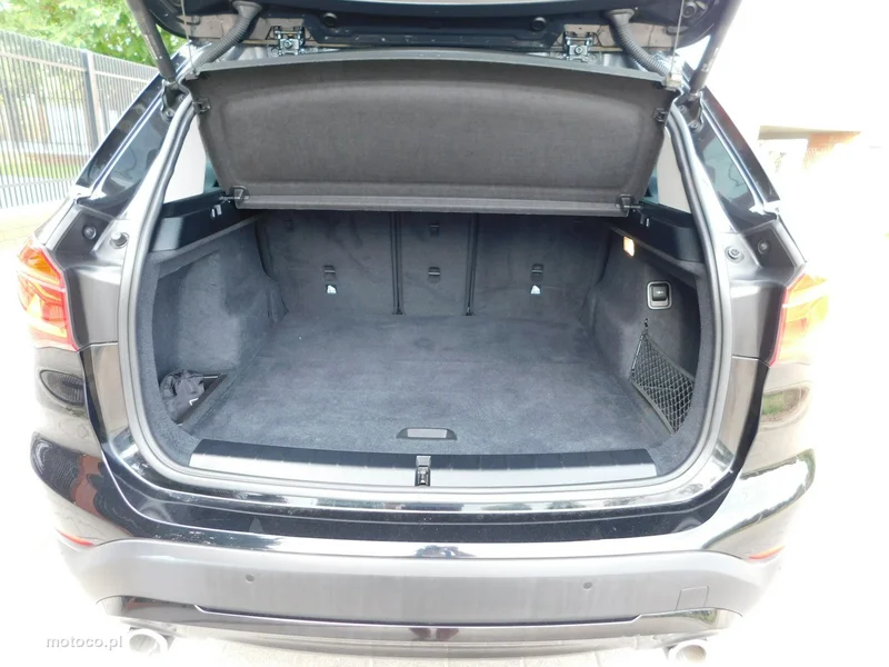 BMW X1 F48 16