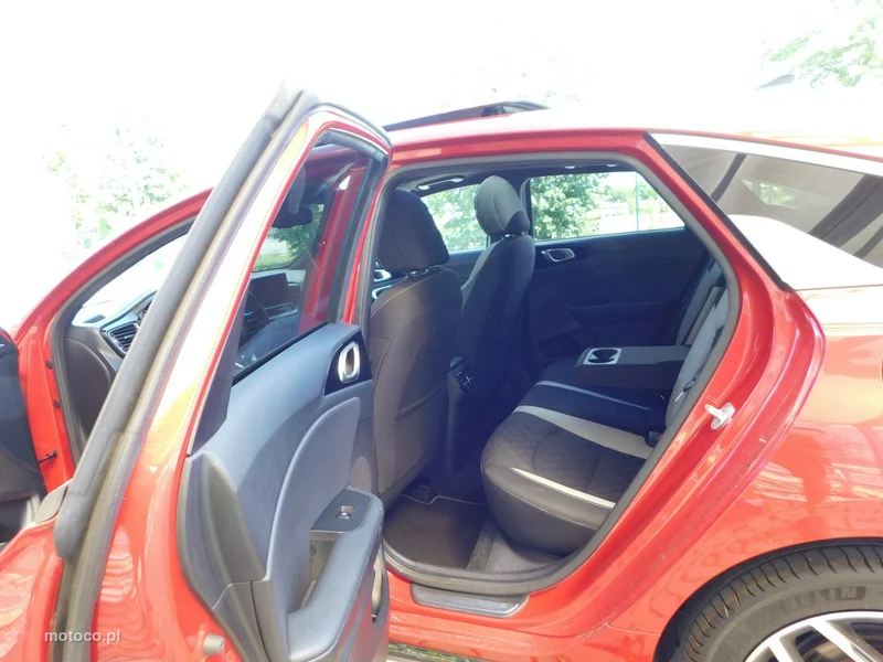 Kia Pro Cee'd 11