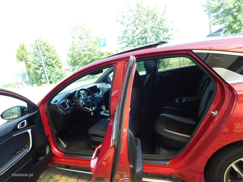 Kia Pro Cee'd 12