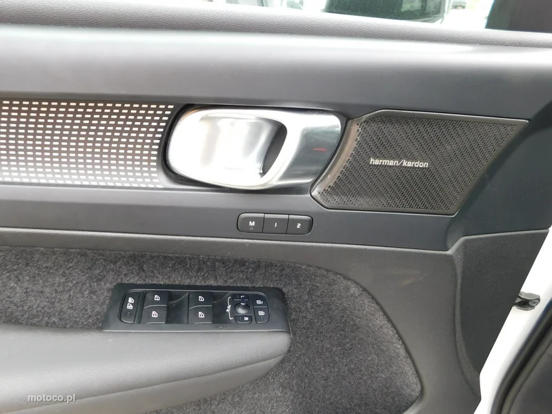Volvo XC 40 12