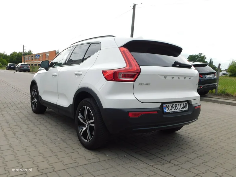 Volvo XC 40 17
